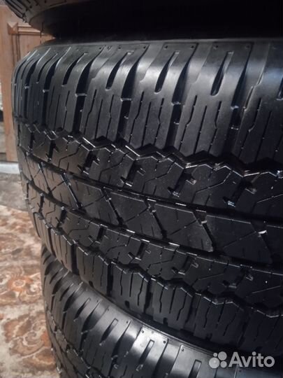 Bridgestone Dueler A/T 265/65 R17