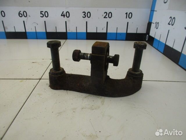 Кронштейн выжимного подшипника Scania 3 series