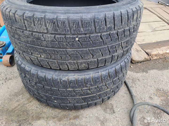 Goodyear Ice Navi Zea 215/55 R17