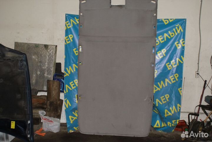 Обшивка потолка Volvo V70