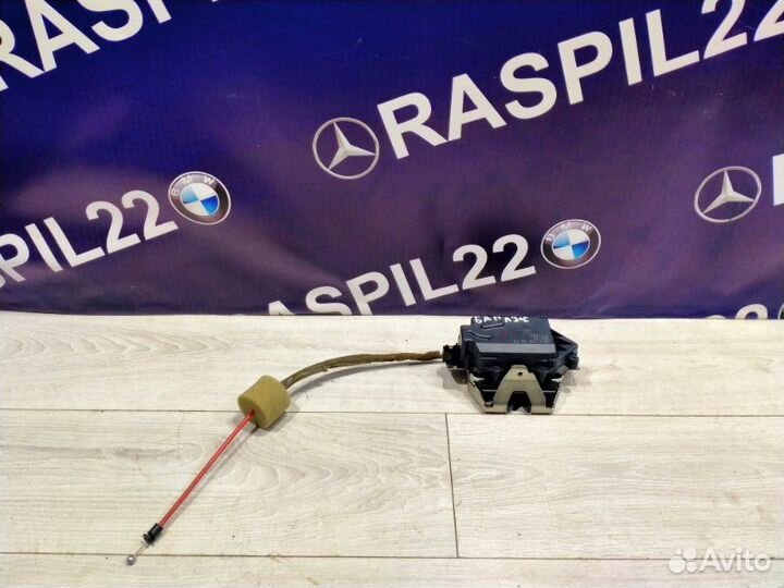 Замок крышки багажника Mercedes-Benz Ml 164