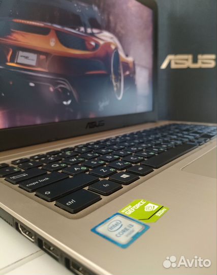 Игровой asus i3-6006U/920MX/SSD