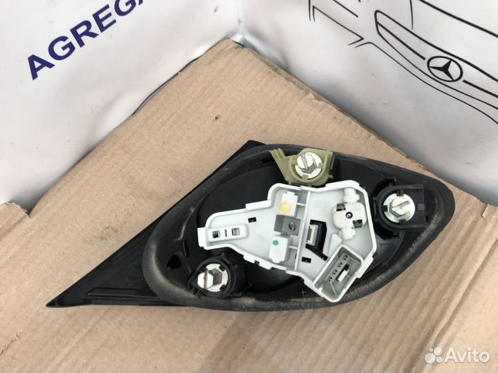 Фонарь задний в крышку Volkswagen Passat CC