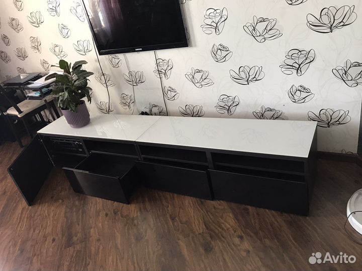 Продам тумбу под тв IKEA. Состоит из двух штук