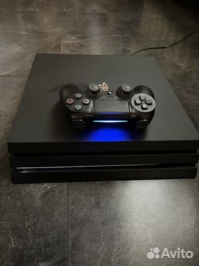 Sony playstation 4 PS4 pro