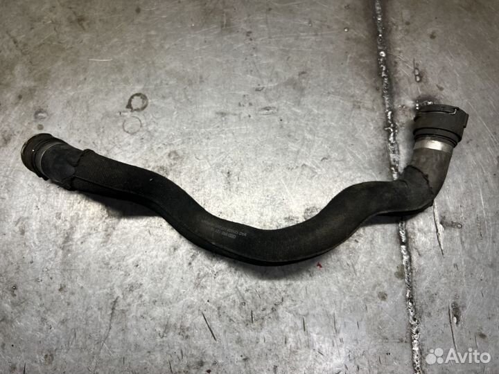 Верхний патрубок радиатора audi q5 8r