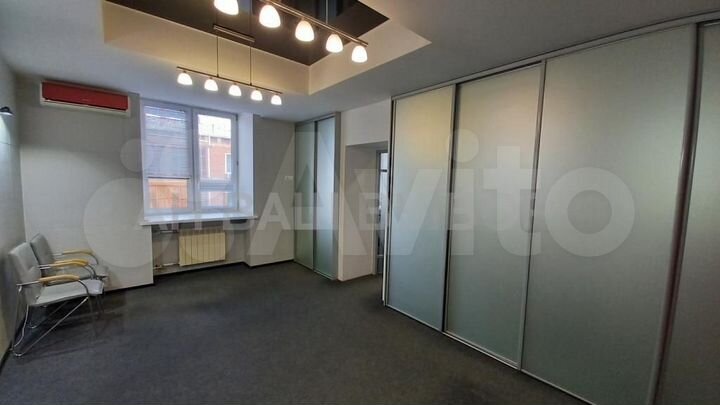Продаётся Офис в центре Тюмени, 40.5 м²