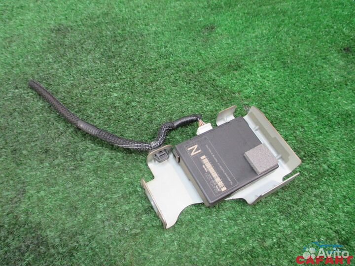 Блок иммобилайзер lexus LX570 URJ201L 3urfe