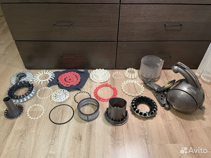 Пылесос dyson dc52