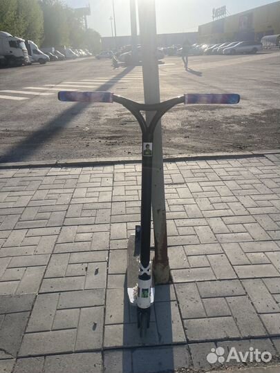 Трюковой самокат