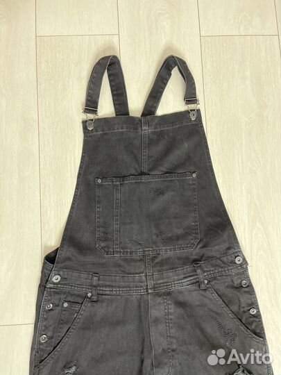 Джинсовый комбинезон