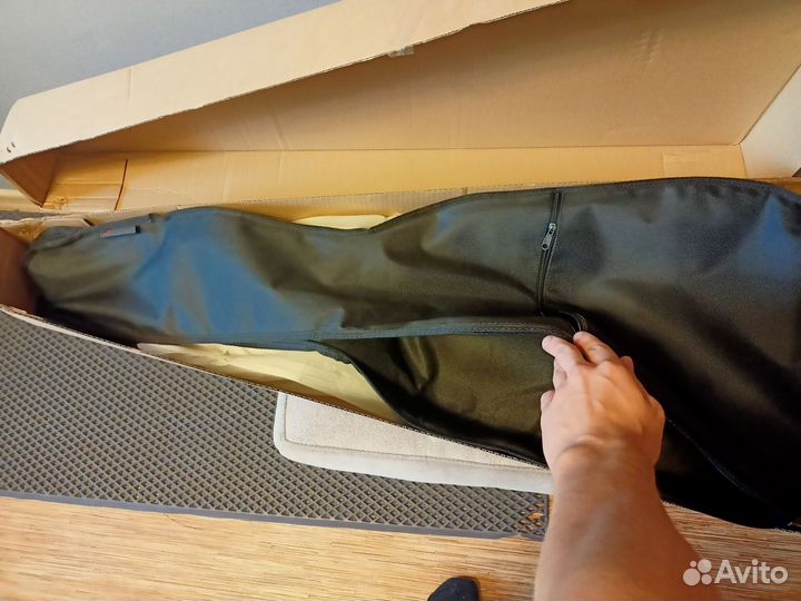 Yamaha C40 -Полноразмерная Классическая Гитара Нов