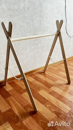 Детская стойка Монтессори