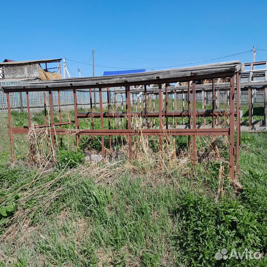 Продам тепличный каркас из металл