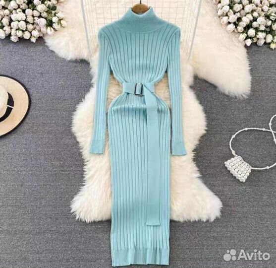 Трикотажное платье