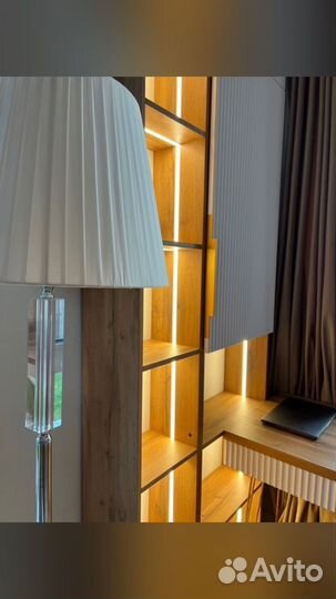 Детская рабочая зона у окна