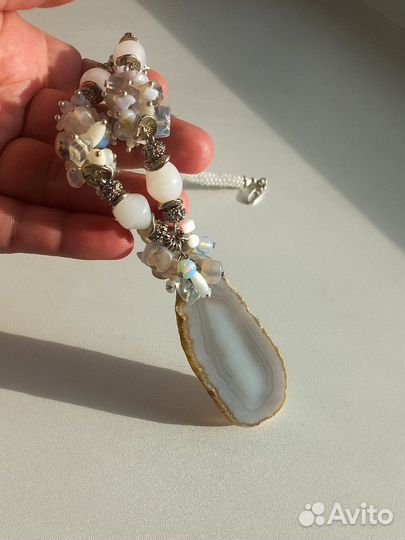 Длинный кулон, сотуар 