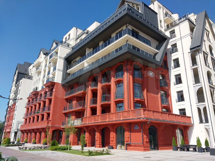 2-к. квартира, 83 м², 2/10 эт.