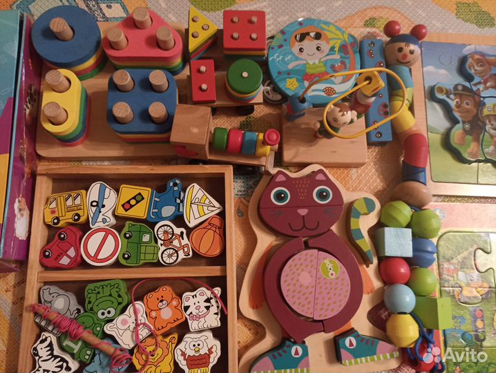 Игрушки деревянные,пазлы для малышей