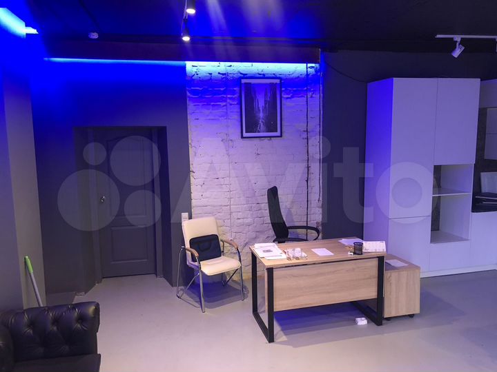 Лофт-салон, шоу-рум, студия 40 м²