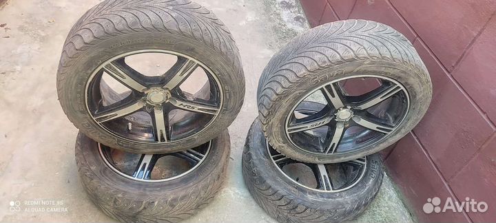 Sava Eskimo Stud 215/55 R17