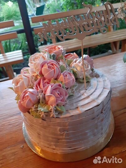 Торты, капкейки, зефир и букеты, меренга