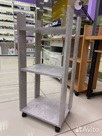 Тележка косметологическая на колесиках