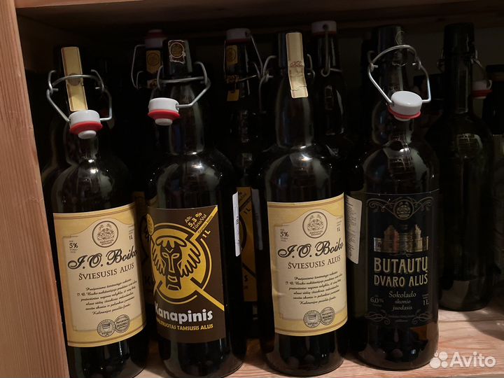 Бутылки с керамической пробкой