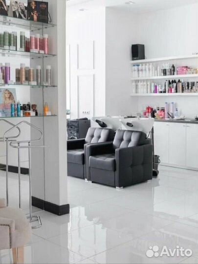 Администратор салона красоты