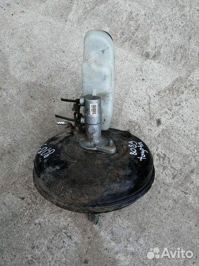 Вакуумный усилитель тормозов Toyota Corolla E150