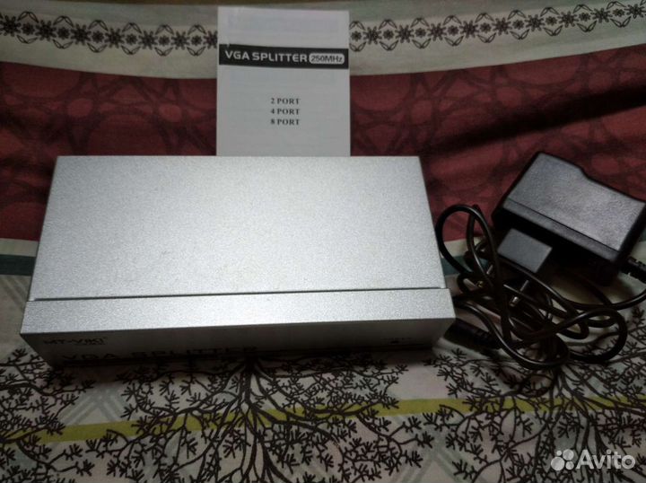 Активный сплиттер VGA сигнала 1 вход, 8 выходов