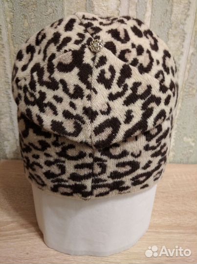 Шапки и шарфы. б/у в отличном состоянии