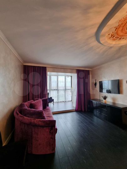 1-к. квартира, 56 м², 9/18 эт.