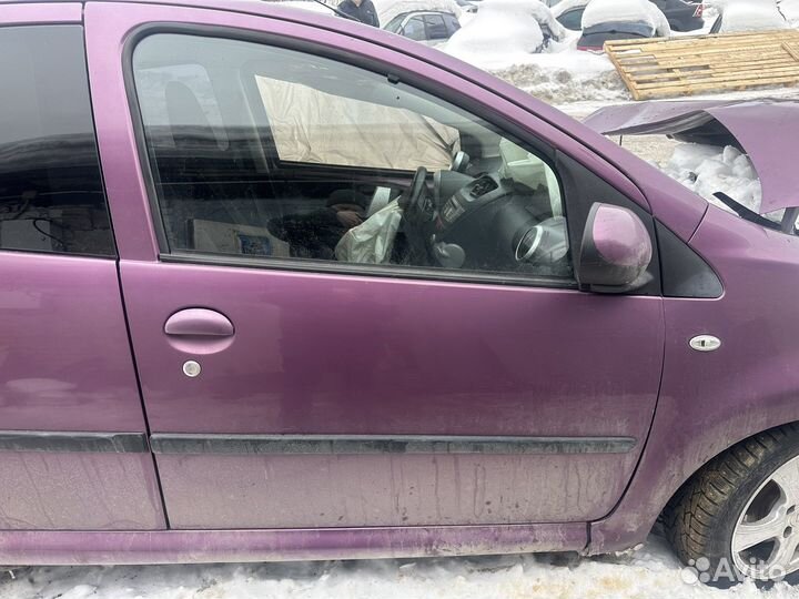 Дверь передняя правая Peugeot 107 2013 г.в