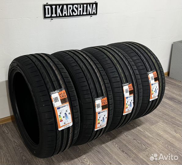 Tracmax X-Privilo TX3 255/40 R20 100Y
