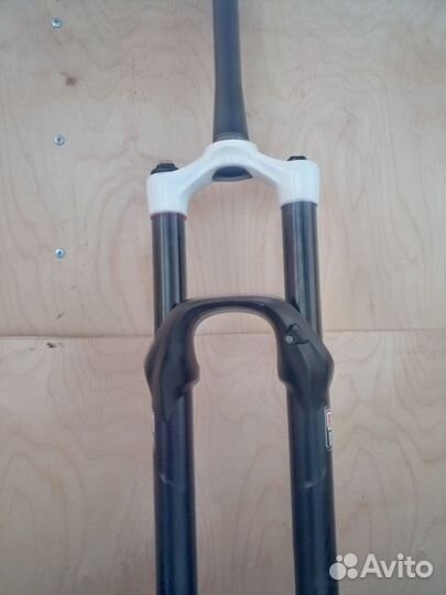 Вилка RockShox Pike RCT3 27.5