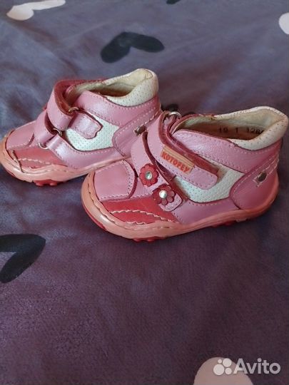 Ботинки на девочку 19