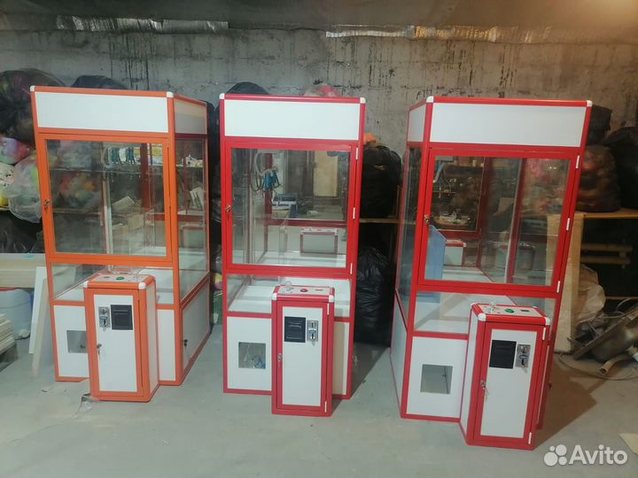 Автомат кранмашина с игрушками призовой