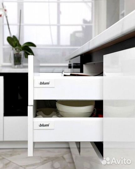 Угловая кухня с мдф фасадами