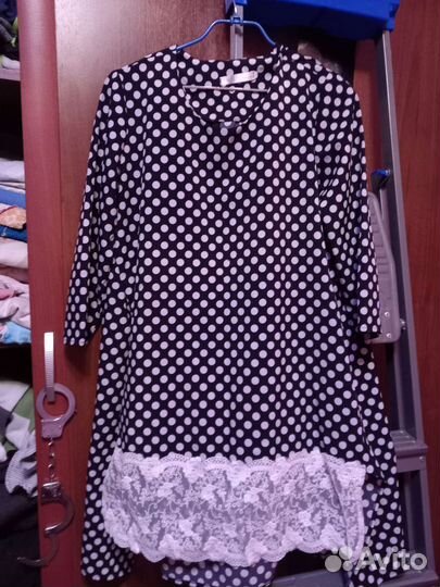 Много платьев