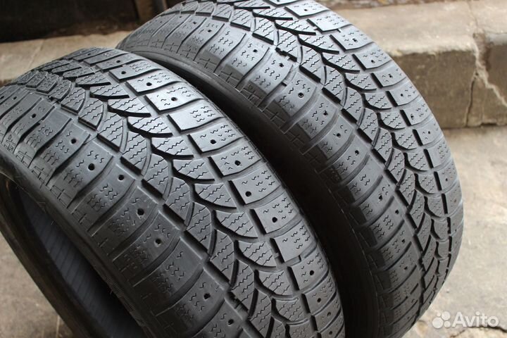 Kormoran Stud Extreme 215/55 R16 97T