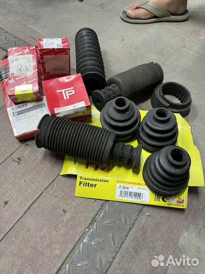 Пыльники шруса Toyota carina 210