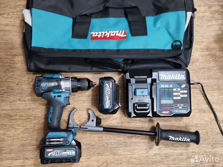 Бесщеточный шуруповерт Makita XGT HP001GD 40v