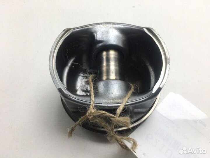 Поршень Audi A6 4B2 AGA 1998