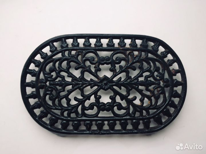 Подставка чугунная антикварная под горячее