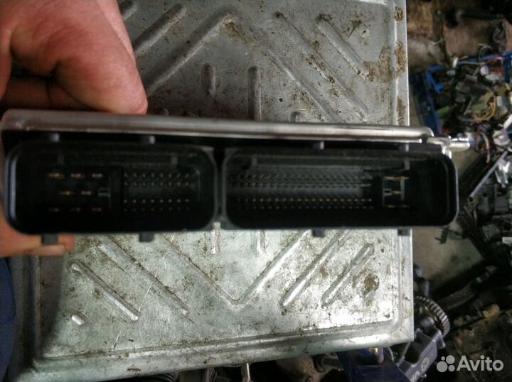 Эбу двигателя Audi A4 B7 2.0 ALT