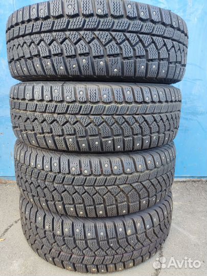 Viatti Brina Nordico V-522 185/55 R15 82T