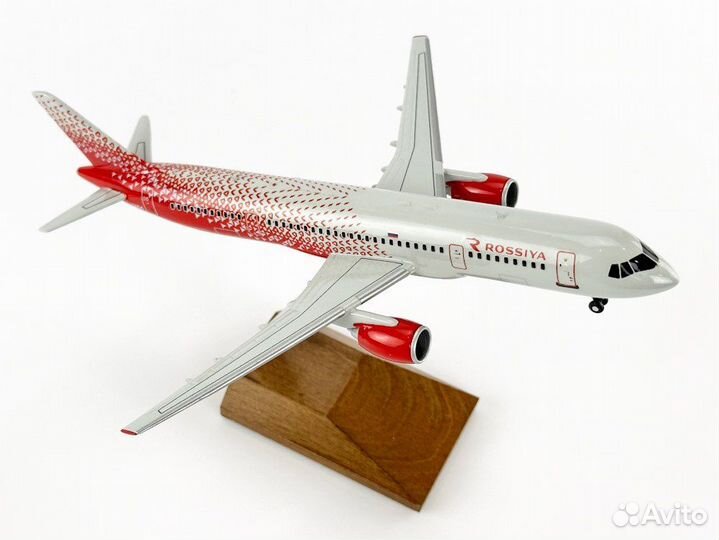 Модель самолета 1 200 авиакомпании 