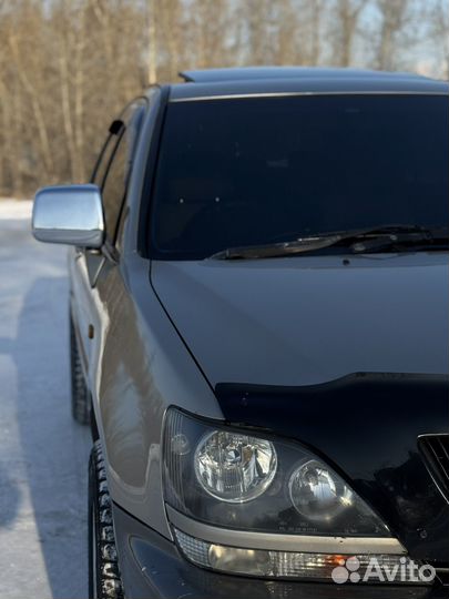 Toyota Harrier 3.0 AT, 1998, 312 000 км