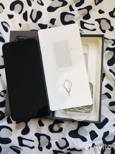 Телефон iPhone 8 plus